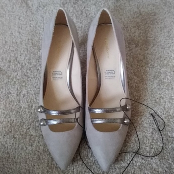 Shoe - Picture 6 of 8